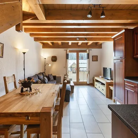 Chateau - Charming In The Center With 3 Bedrooms - By Cozee Apartmán